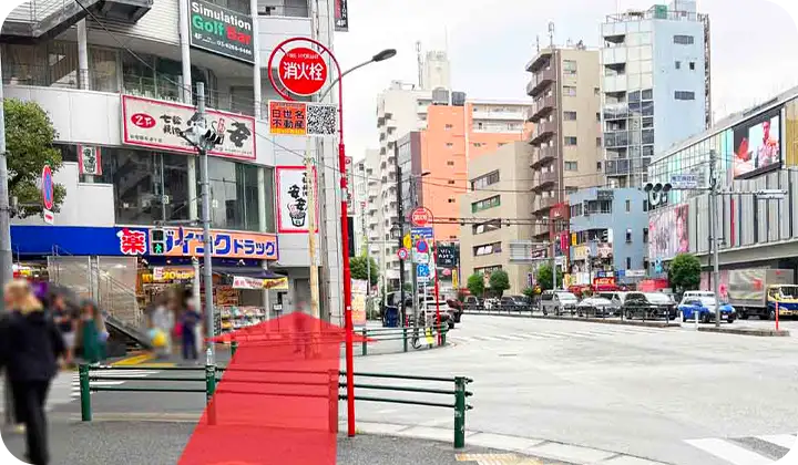 ダイコクドラッグ歌舞伎町2丁目店の交差点の写真