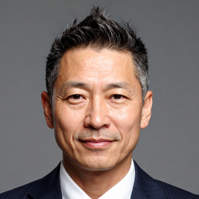 40-50代男性のソフトモヒカンの髪型の写真